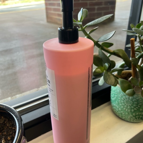 Maria Nila Luminous Colour Shampoo & Conditioner Set 33.8oz Bundle - Picture 5 of 6